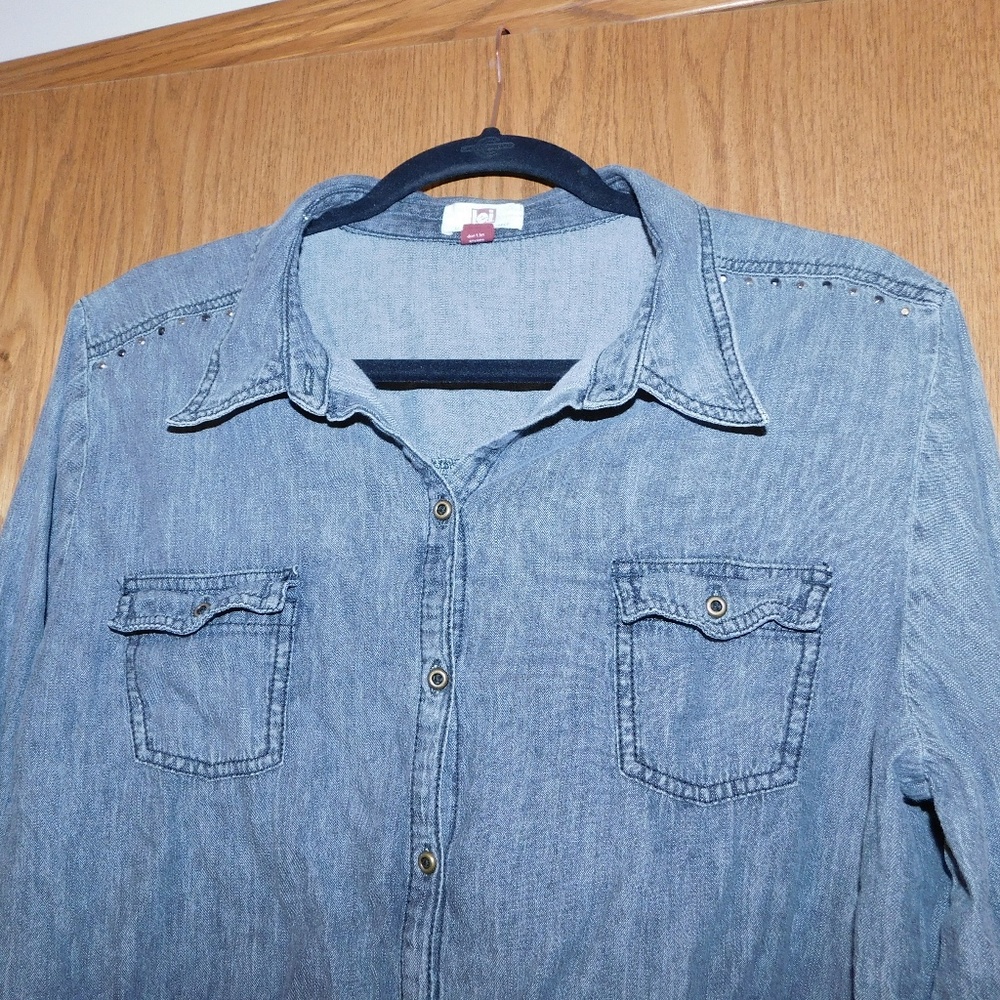 Denim Button Up - Picture 3 of 8